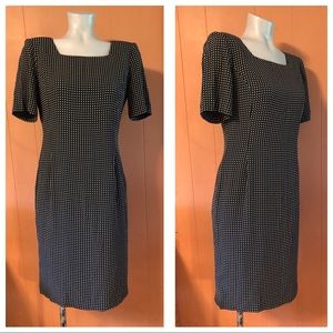 Jaeger Square Neck Black Patterned Dress sz 6
